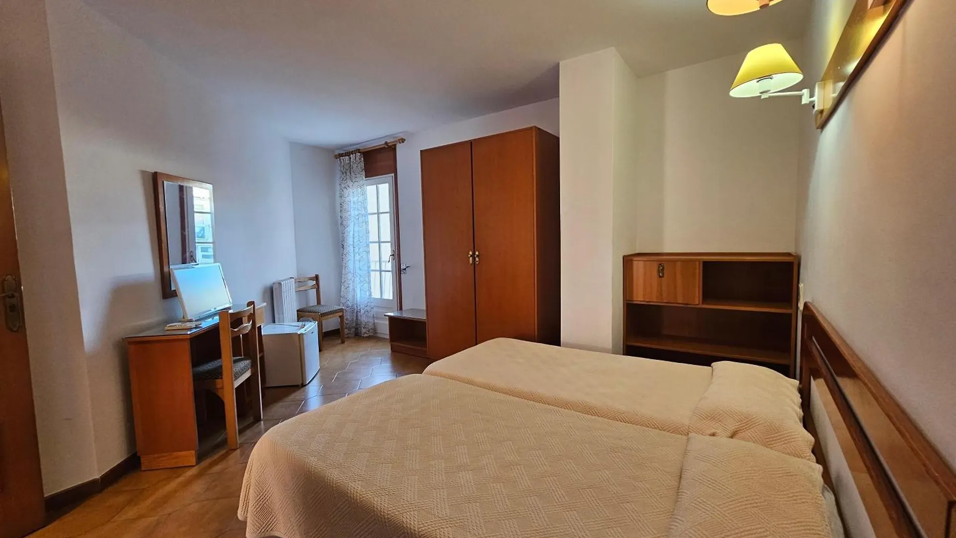 Hotel Blue Spot Malgrat de Mar 2*,